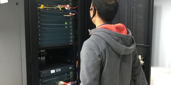 建设<i style='color:red'>机房温度智能监控系统</i>的必要性