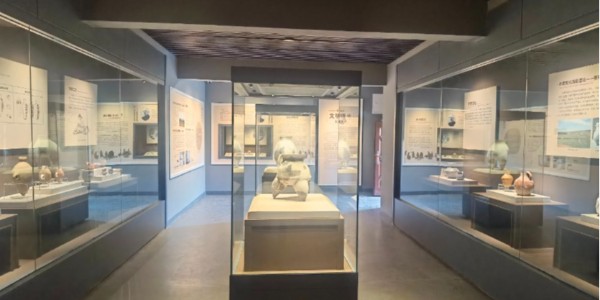 <i style='color:red'>博物馆环境监控系统</i>：文物守护的科技盾牌